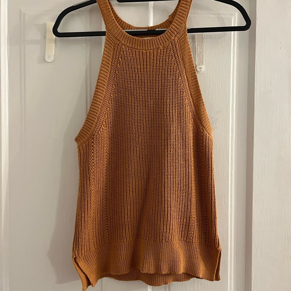 Women's Sleeveless Knit Top